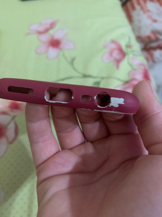 Чехол на телефон