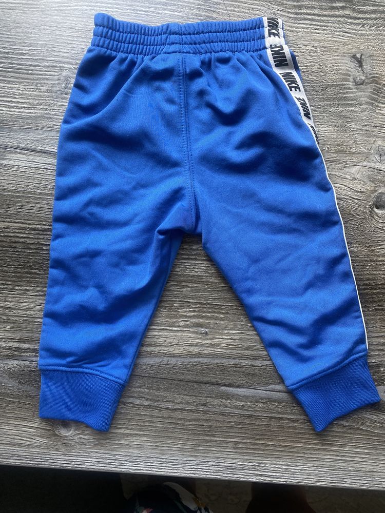 Оригінальний костюмчик Nike