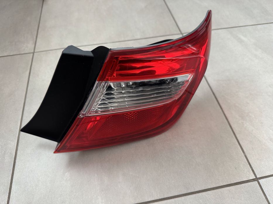 Фонарь Toyota Camry 50 (Официал/Европа) (задний/правый)