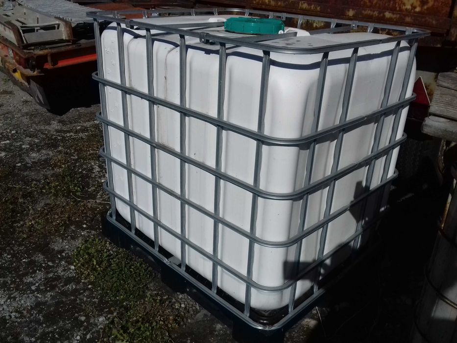 Mauzer  zbiornik 1000l bardzo Ładne, na czystą wode.