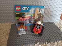 LEGO CITY  60105