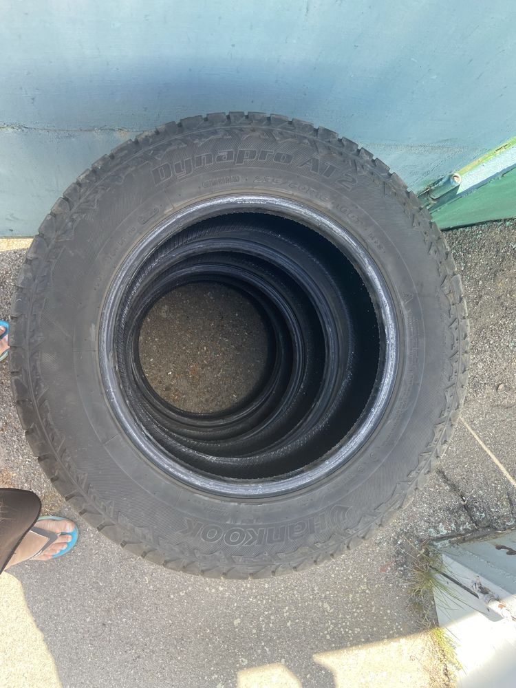 комплект гуми Hankook 235/60/R-16