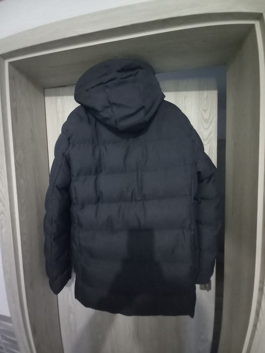 Зимова чоловіча куртка