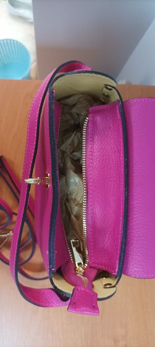 Torebka skórzana pszczółka