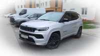 jeep compass 4x4 z panoramicznym dachem