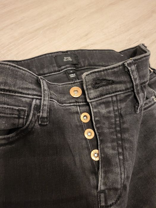 Czarne Jeansy River Island