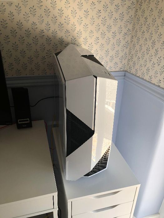 Computador gaming 16GB  e i5 8600K RTX 3080