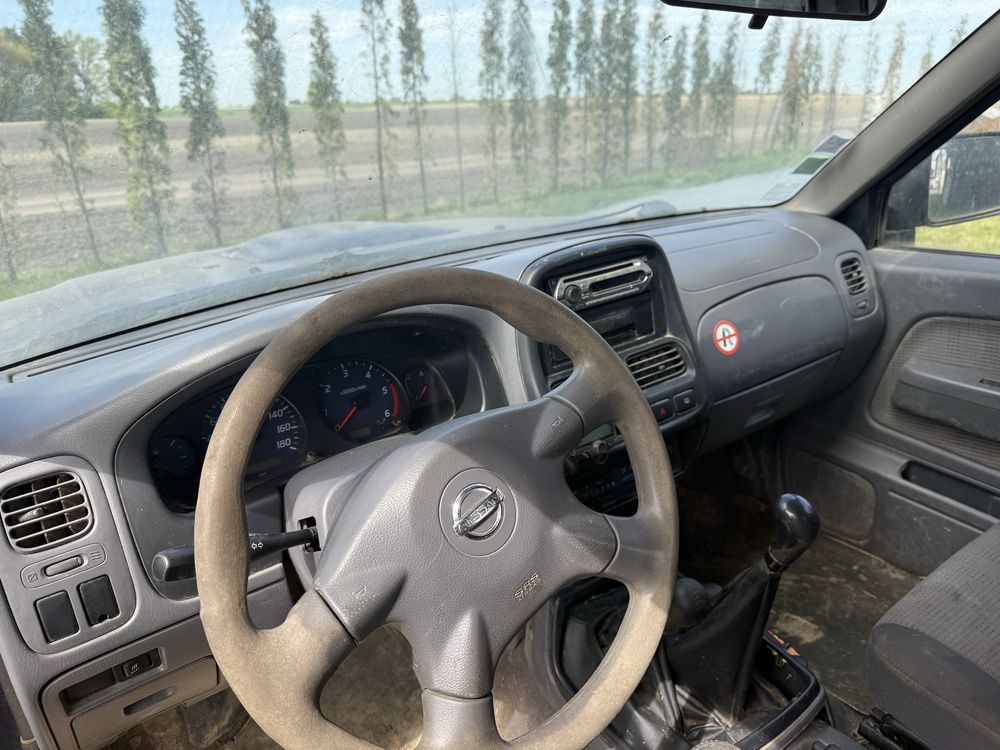 Nissan Navara 2005r