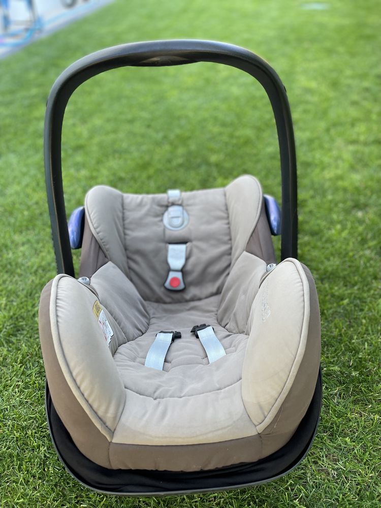 Baza + Fotelik nosidełko maxi cosi cabriofix 0-9 kg + easy base