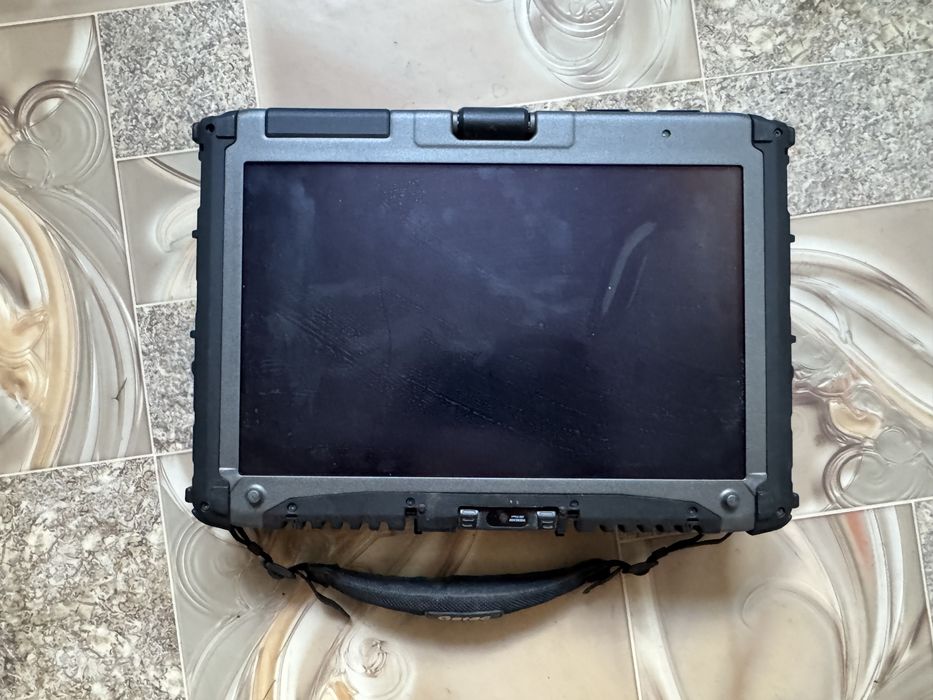 Захищений ноутбук транформер GETAC