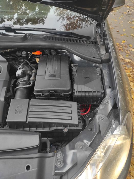 Продам Volkswagen Golf 6 2011 1.6 диз