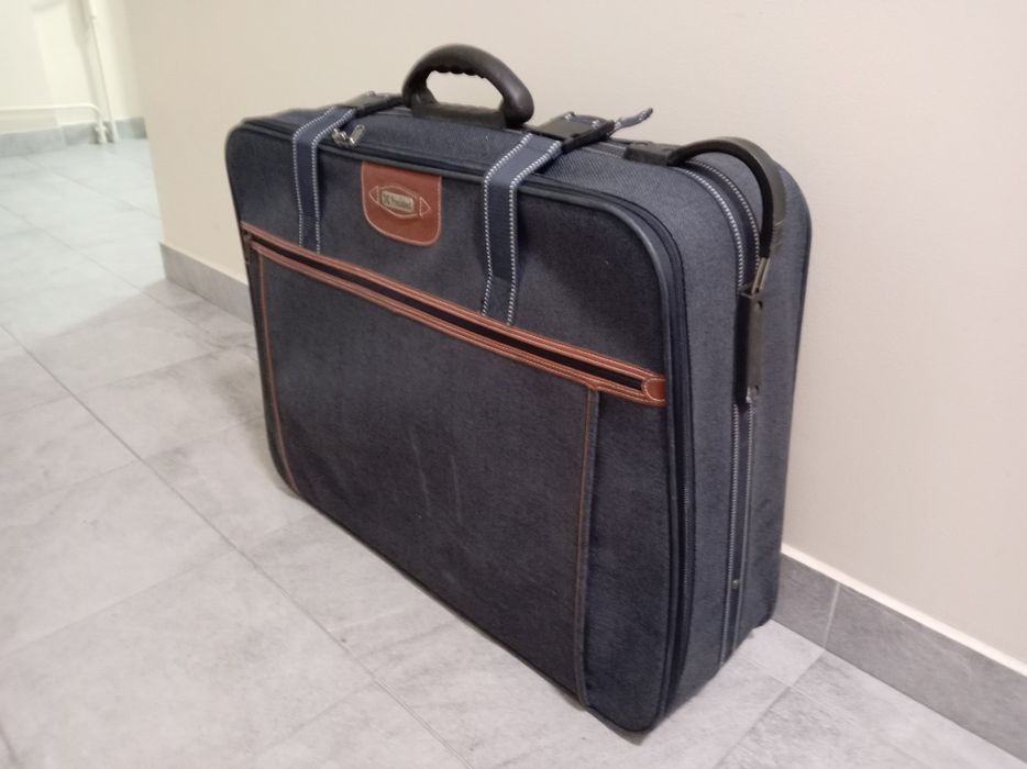 Walizka Duża na Kółkach Sakwojaż w Stylu Wwa