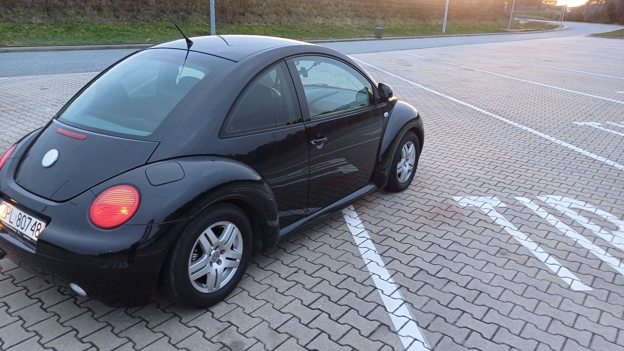 WV new Beetle 2.0 benzyna 99 rok