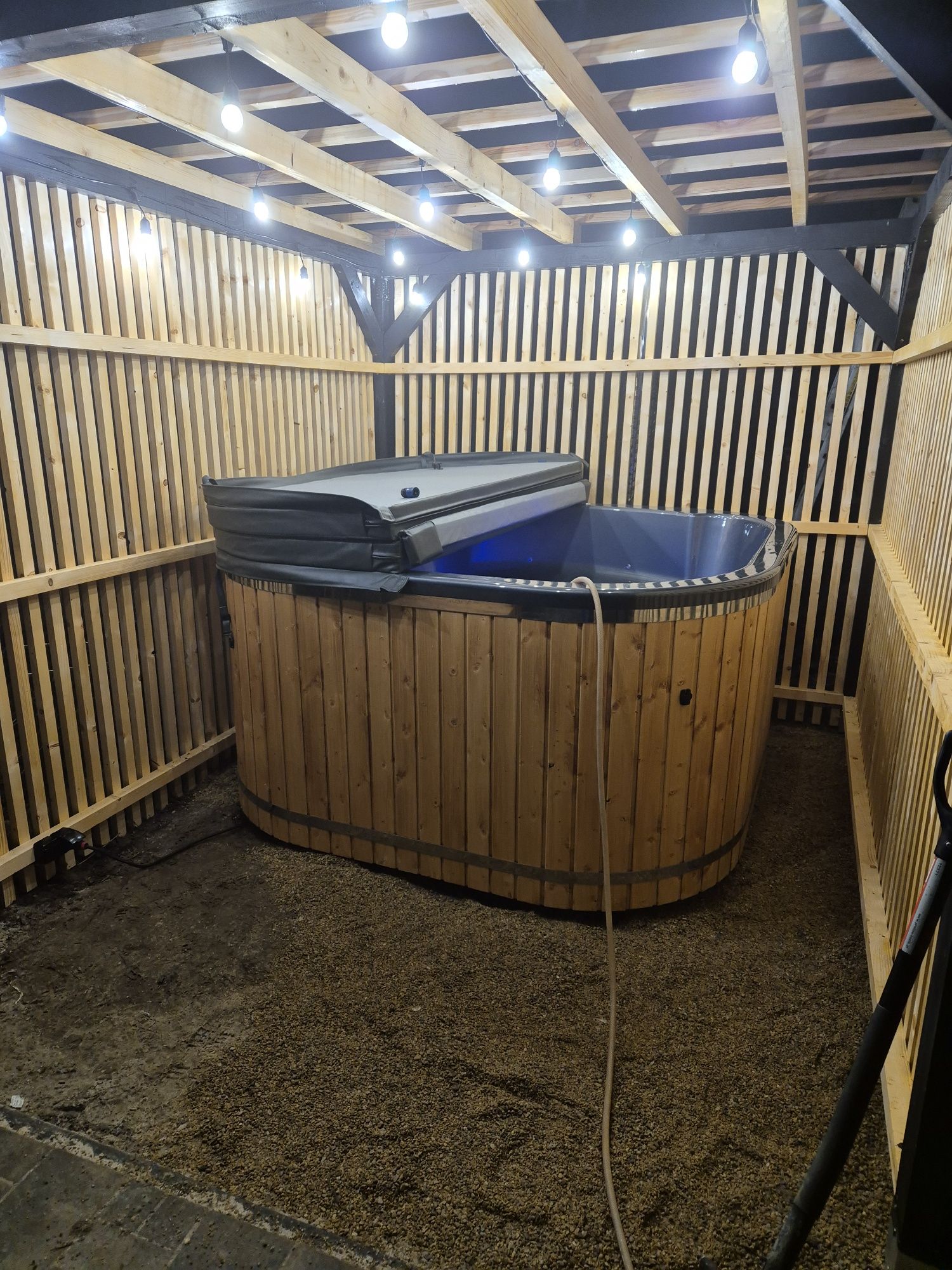Jacuzzi balia ogrodowa ruska beczka