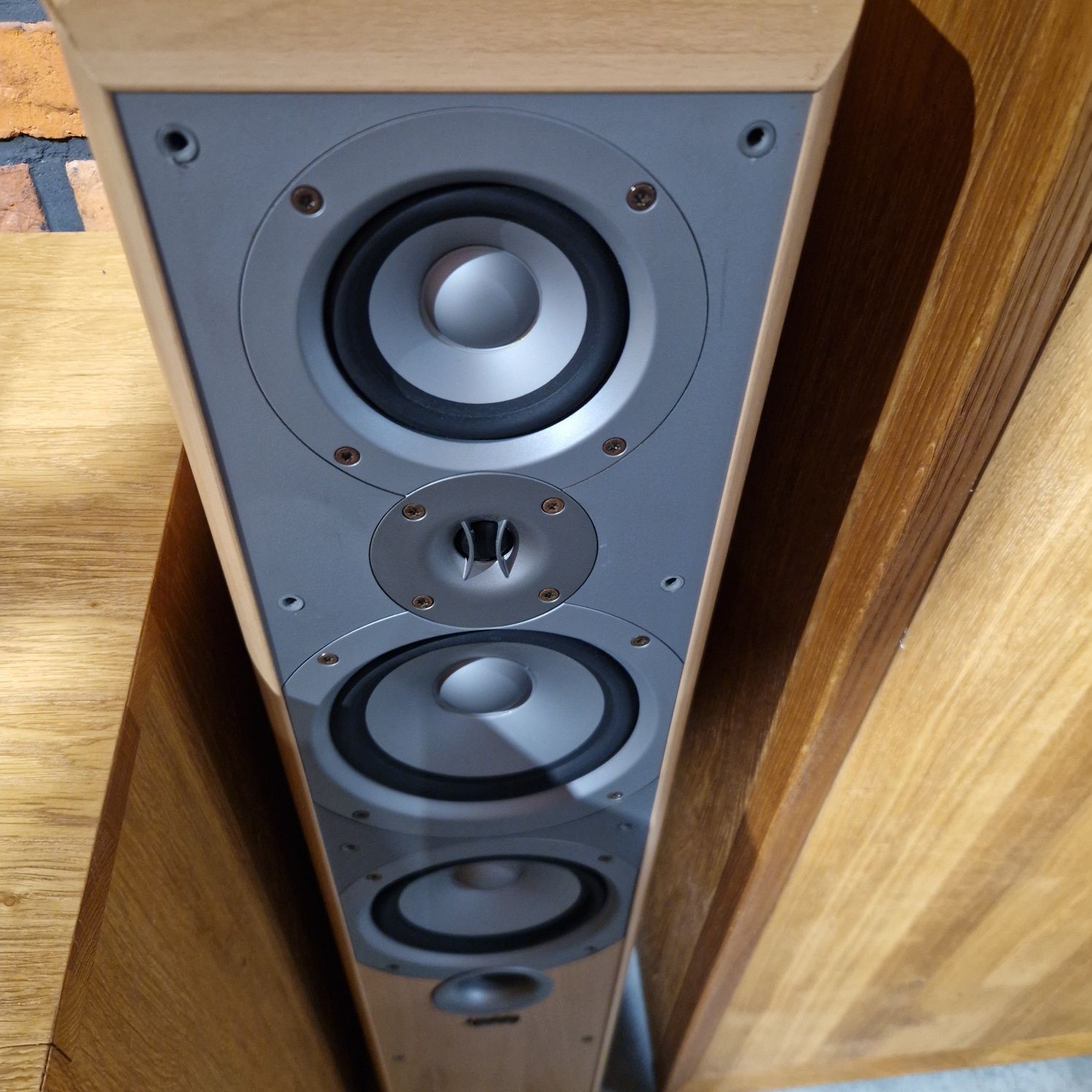 Kolumny infinity primus 360
