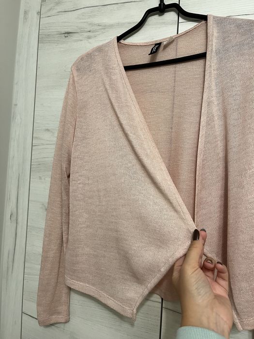 Jasnoróżowy sweterek XS H&M kardigan damski cienki sweter