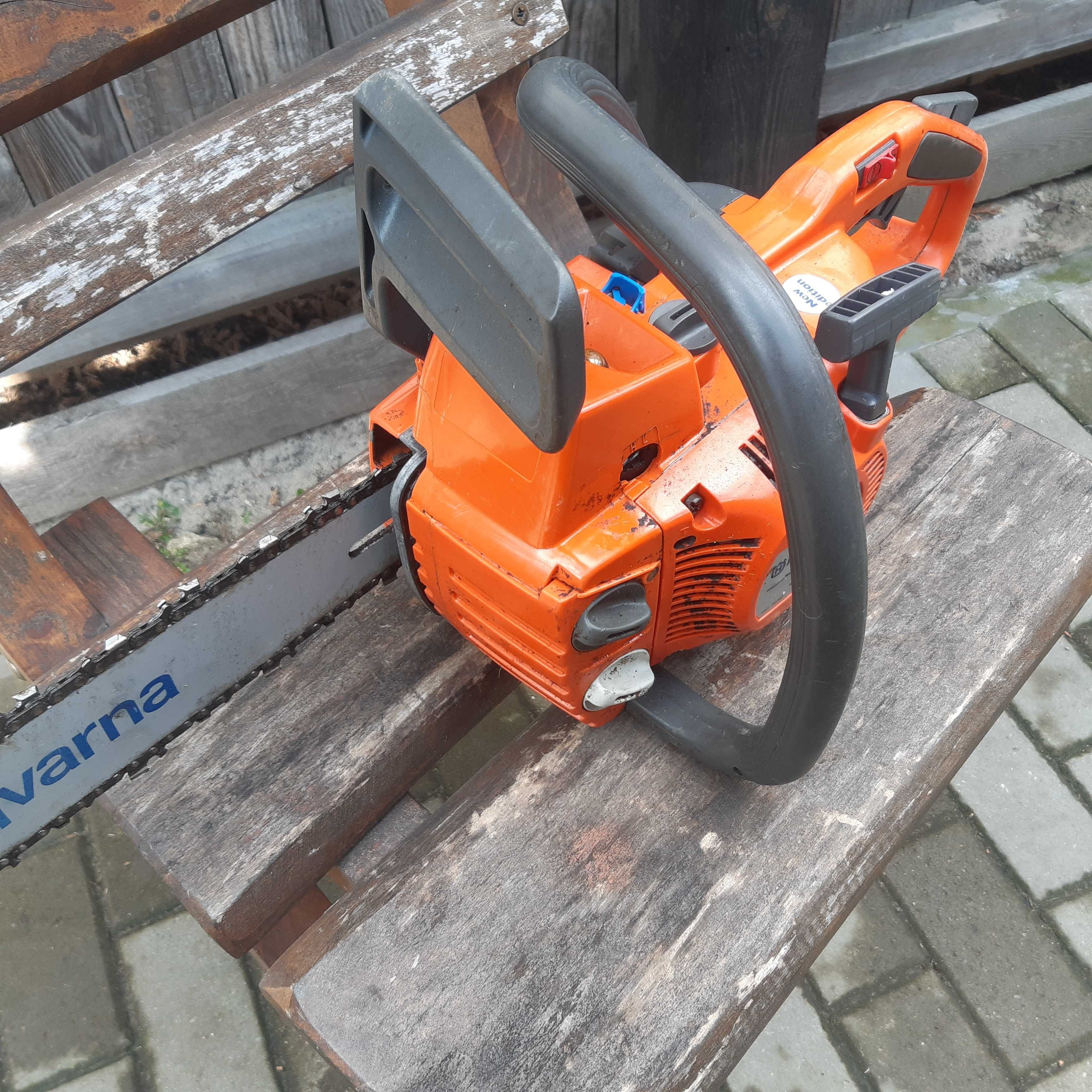 Piła spalinowa Husqvarna 339 XP 2.4KM Gałęziówka Ciesielska Stihl 200C