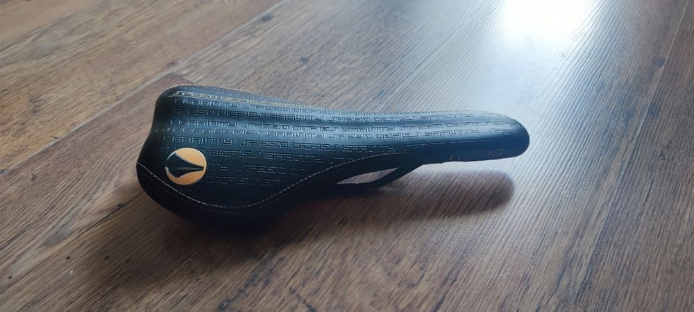 Siodełko Siodło rowerowe MTB SDG Fly MTN