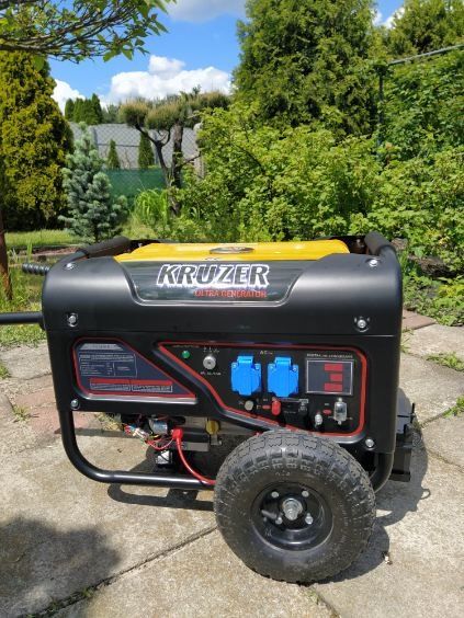 Agregat prądotwórczy TH3900E Kruzer 2,8kW Generator prądu KÓŁKA i UCHW