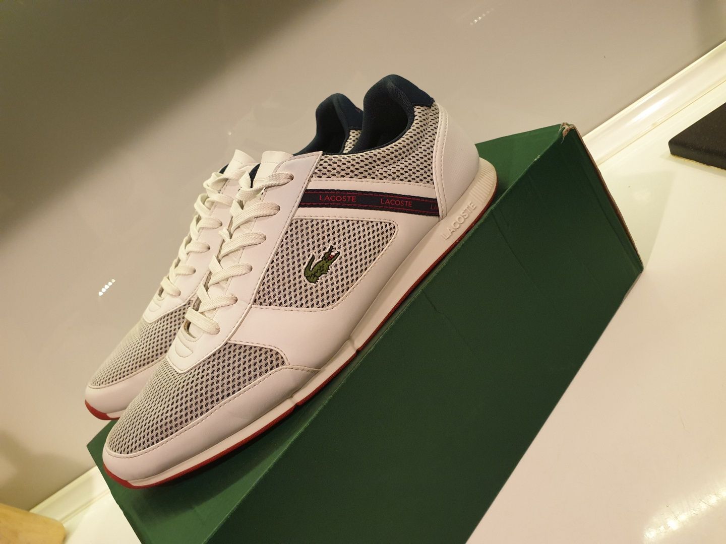 Buty Lacoste roz 42.5 jak nowe