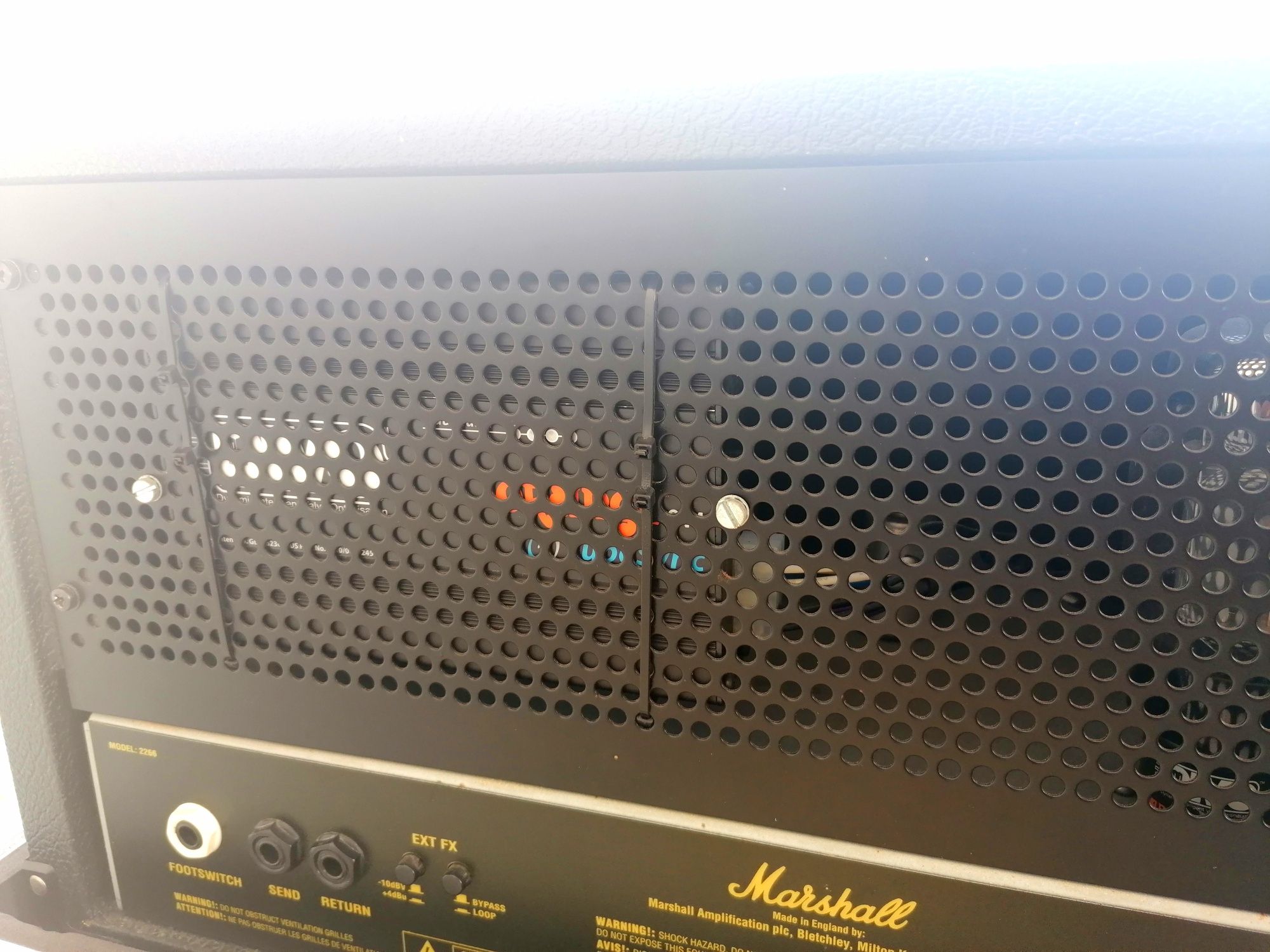 Amplificador Marshall 2266 + coluna Blackstar HTV412