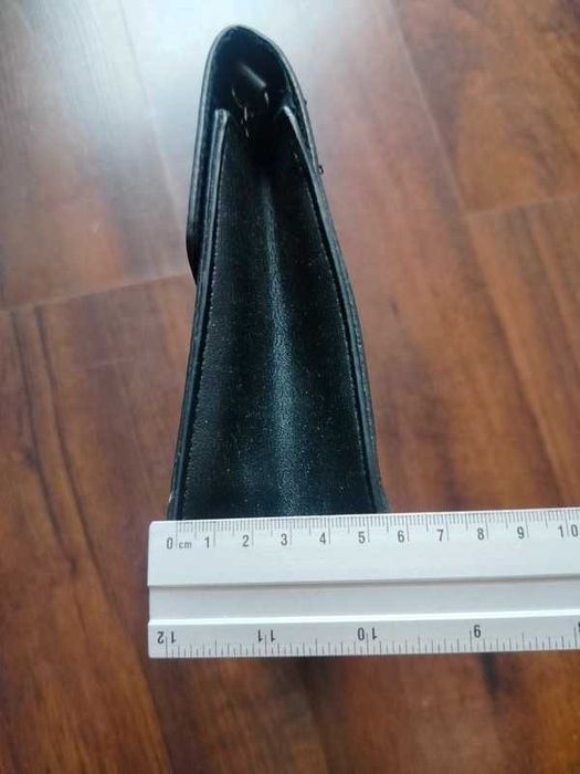 Torebka na łańcuchy mała czarna ramię listonoszka elegancka haftowana