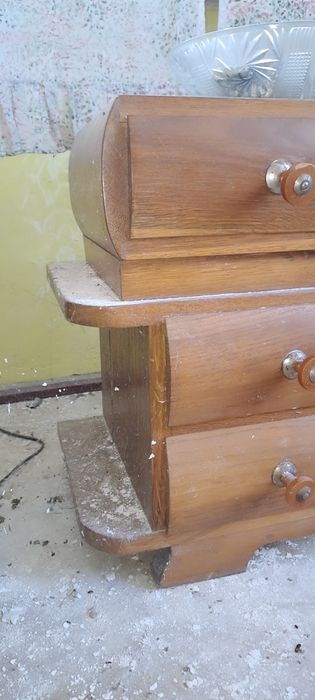 Szafa toaletka z lustrem