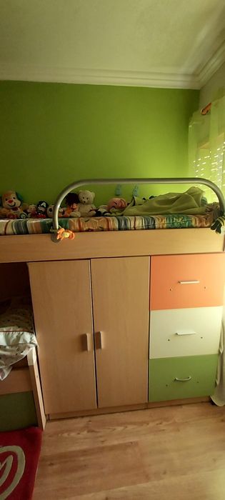Mobília criança em muito bom estado
