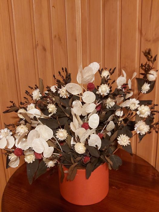 Сухоцвіти.Композиція.