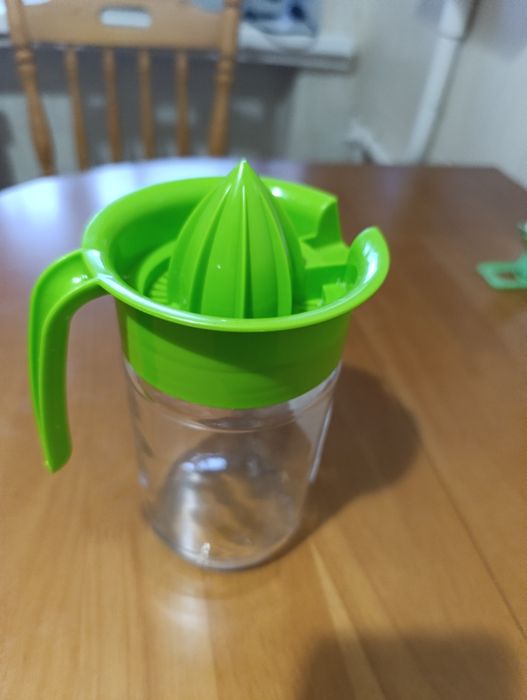 Соковыжималка для цитрусовых