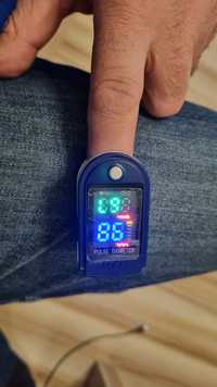 Pulse oximeter nowy