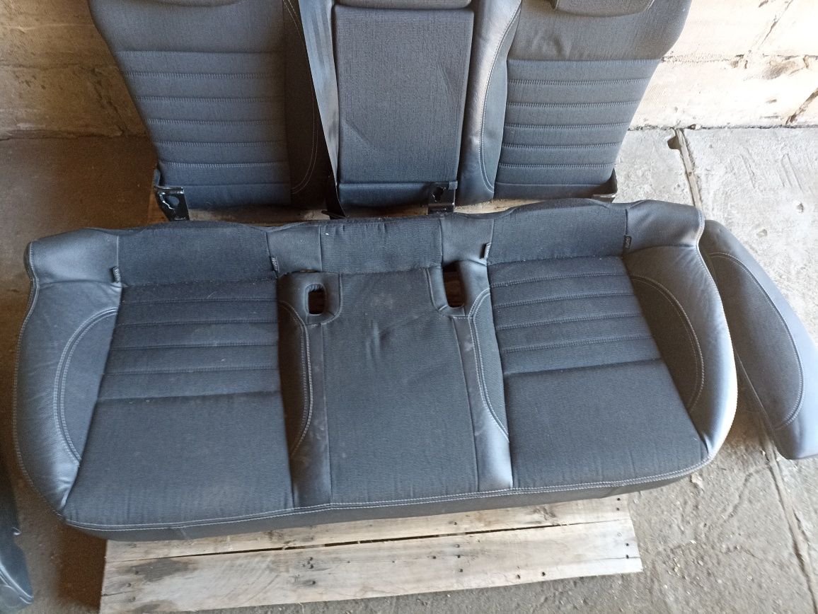 Kanapa siedzenie tylne Renault Laguna 3 polskora Kombi