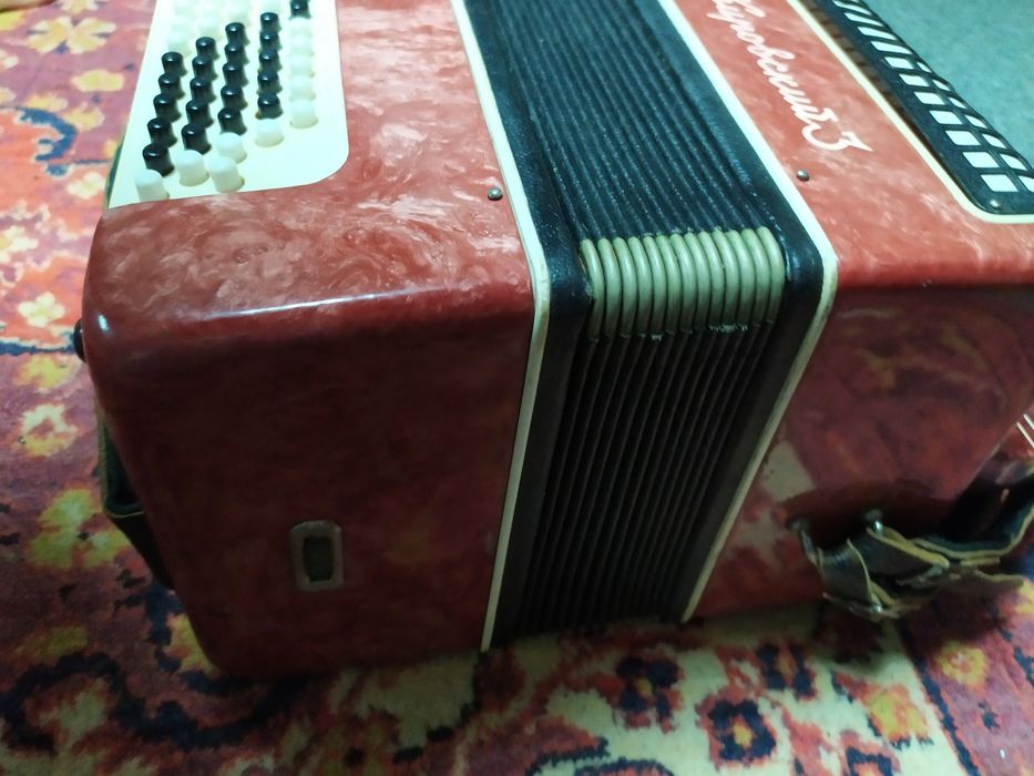 Баян Кировский 3 СССР