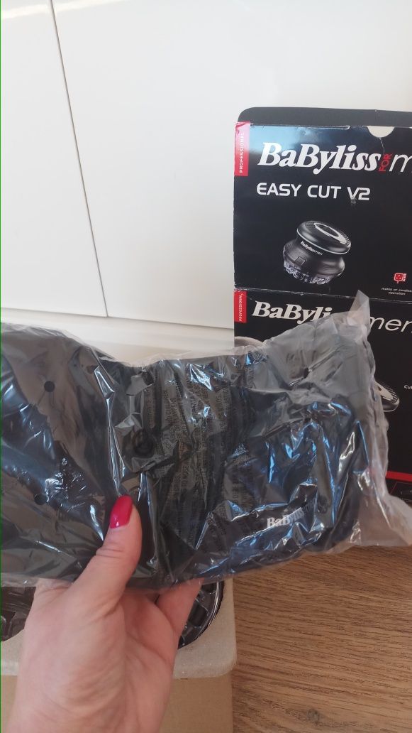 Продам абсолютно новую машинку для стрижки от Baby liss