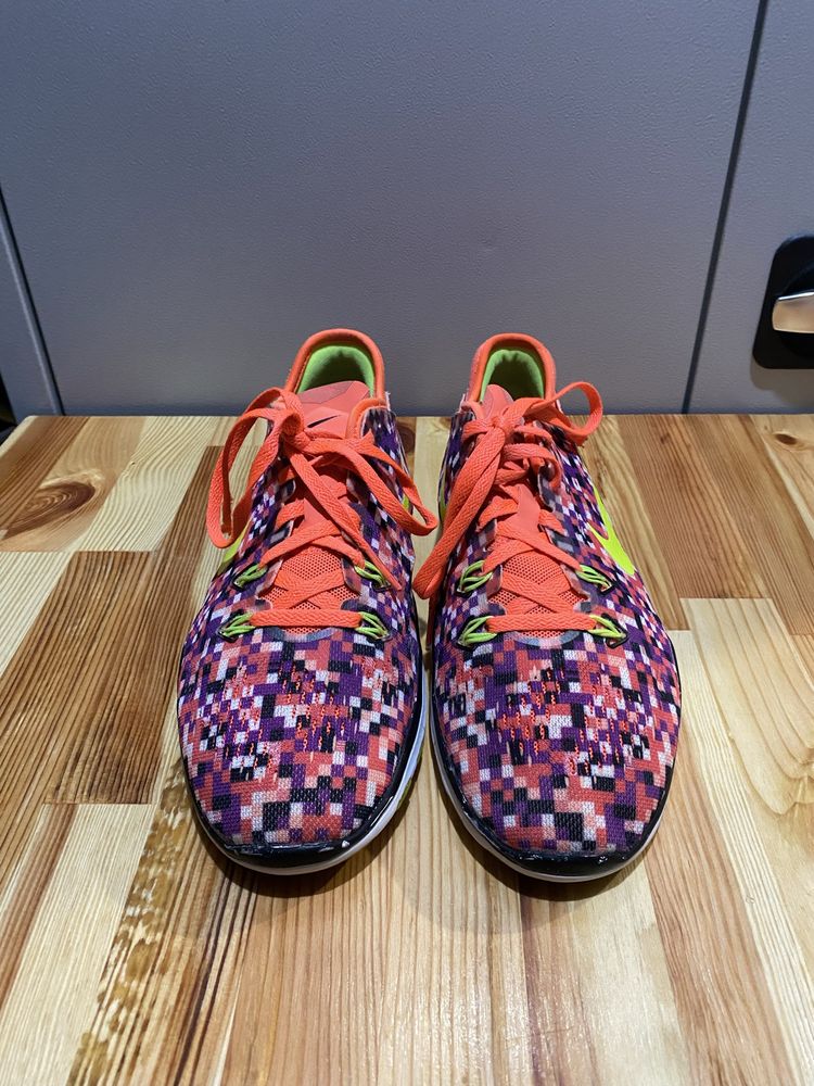 Кросівки Жіночі Nike FREE 5.0 TR FIT 5 38,5