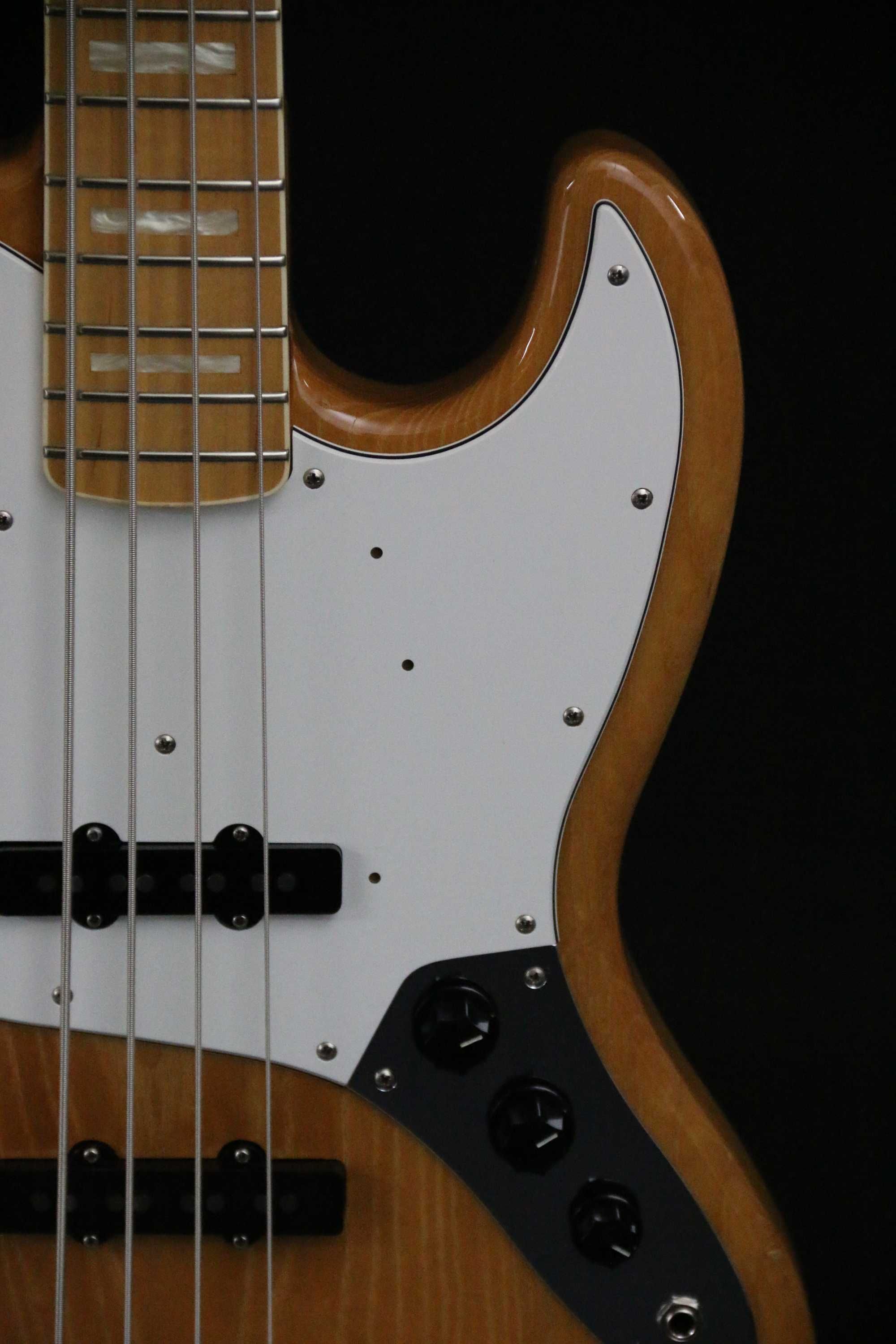 Fender Jazz Bass  75 Reissue Natural Japan