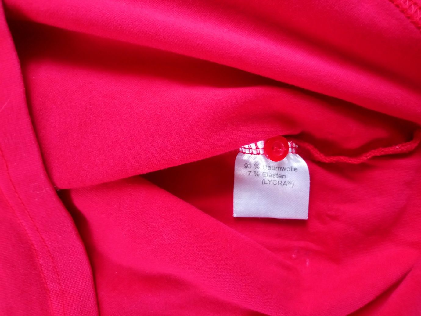 Czerwona koszulka rozmiar 46-48, firmy Giada.
