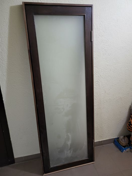 Двери в душ кабину