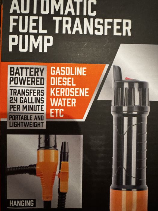 Bomba portátil de transferência de combustível e líquidos (a pilhas)