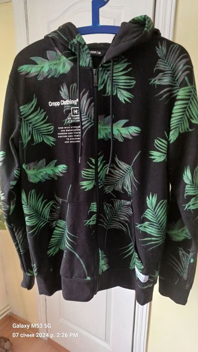 Фірмова толстовка Cropp