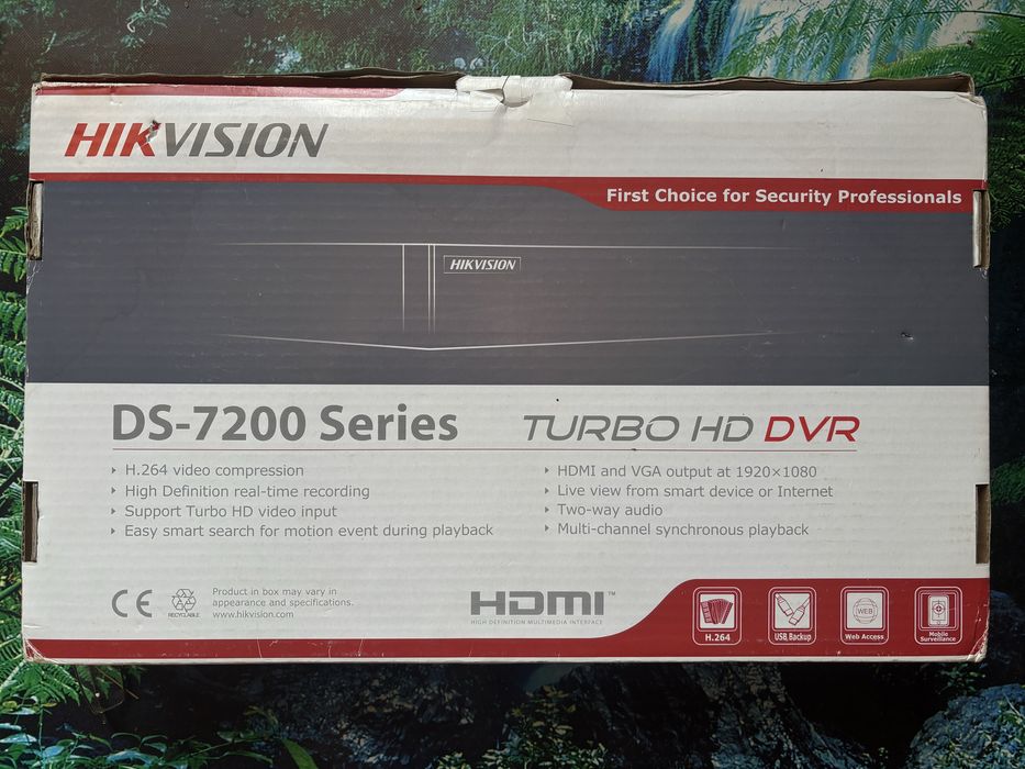 Відеореєстратор Hikvision DS-7200