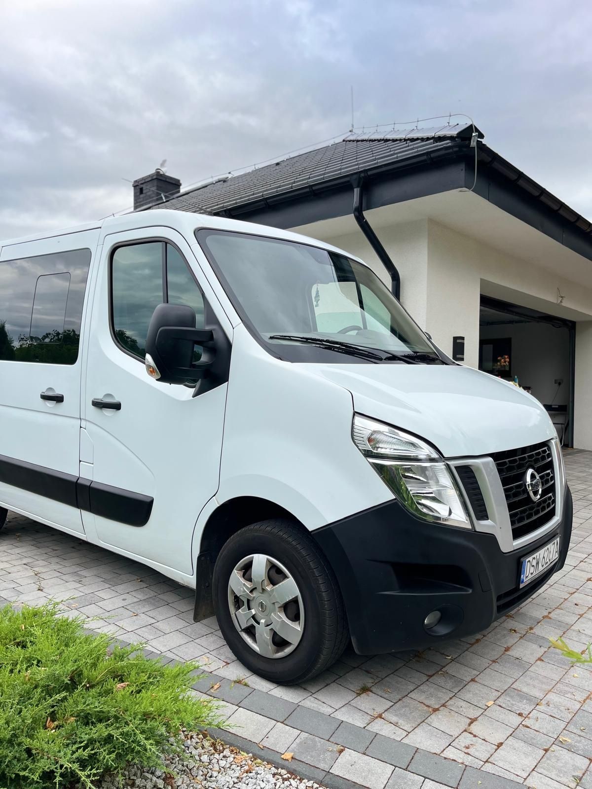 Nissan nv400, Opel Movano, Renault Master, bus 9 osobowy