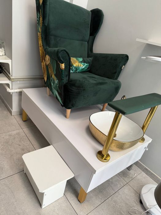 Stanowisko Manicure-Pedicure pełny zestaw