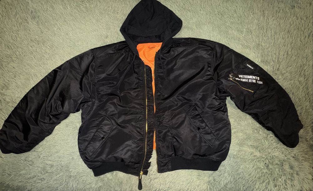 бомбер vetements x alpha industries bomber S balenciaga rick grailz