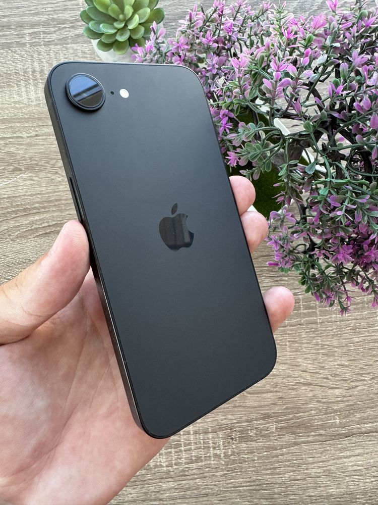 iPhone 16e 128gb mdm