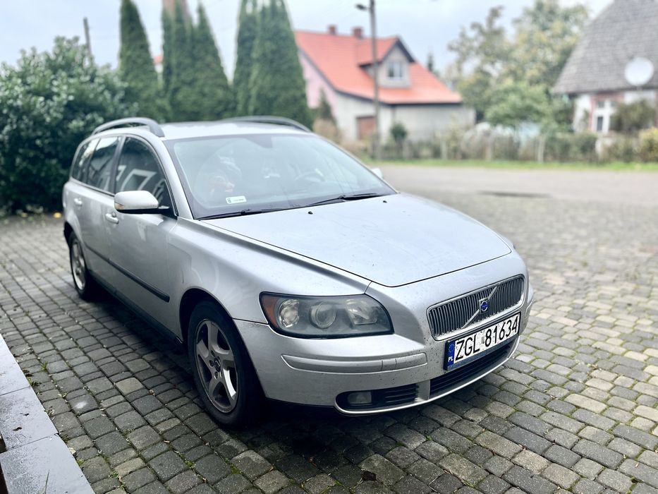 Samochód Volvo V50