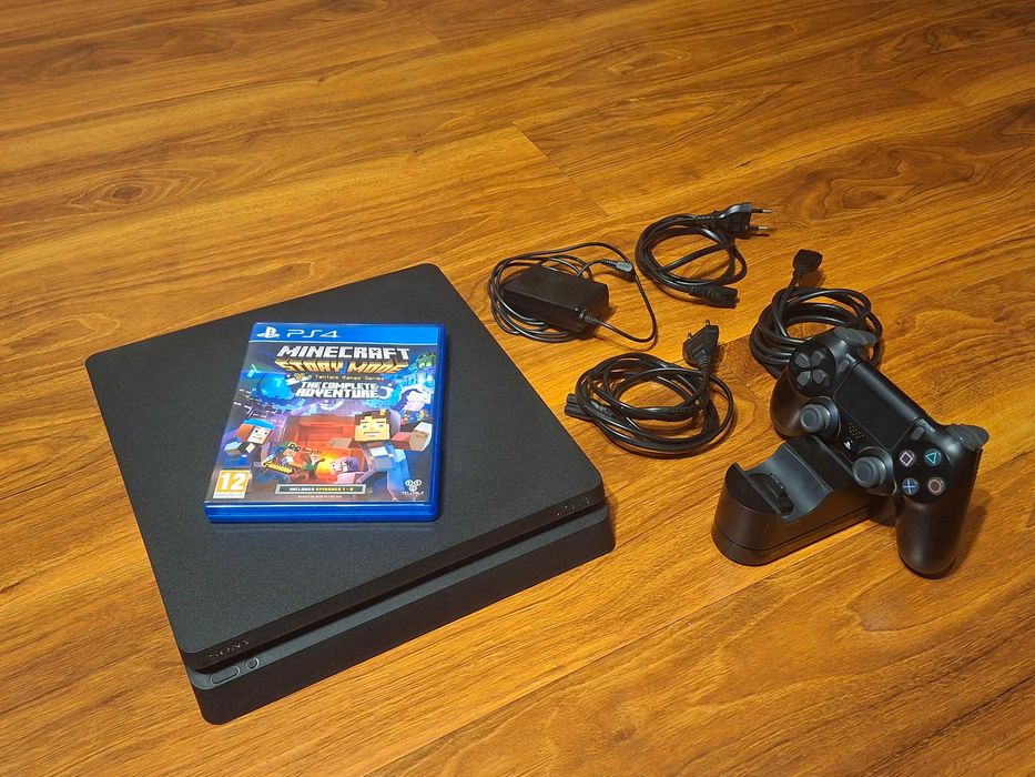 Konsola Ps4 SLIM + GRA
