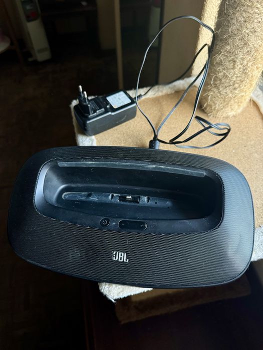 JBL JBL onbeat mini speaker dock for apple products