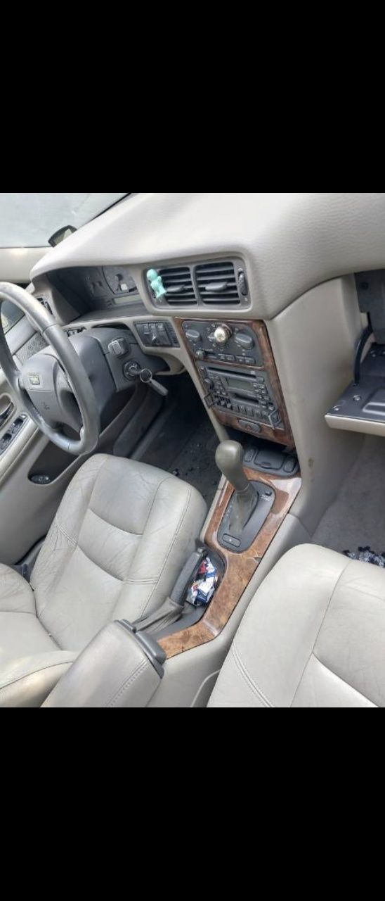 Volvo V70 XC70 2000 r automat