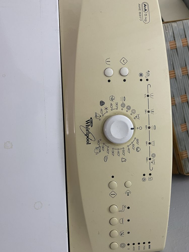 Продам пральну машину Whirlpool з верхнім завантаженням